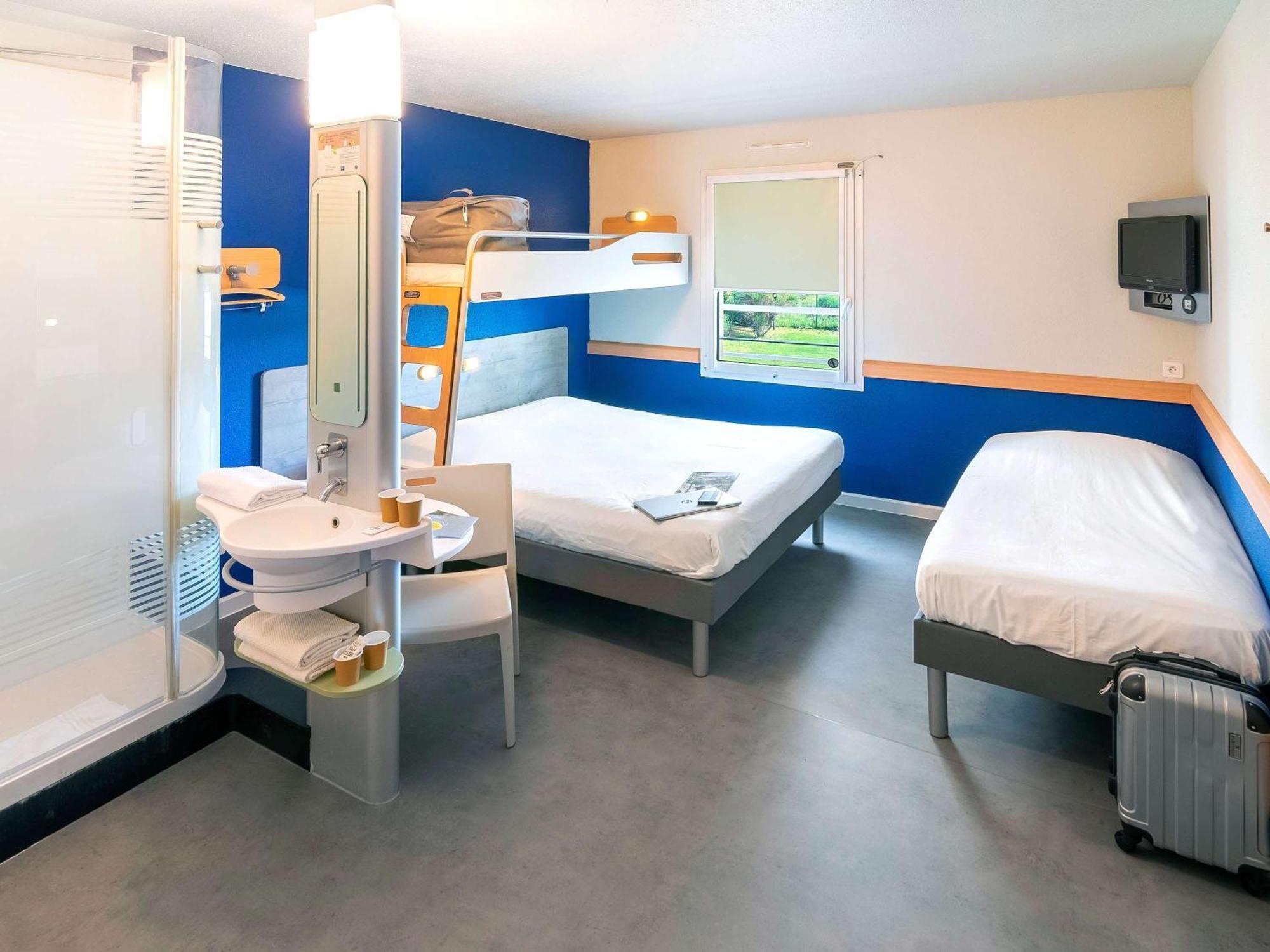 Ibis Budget Saint-Maximin Екстериор снимка