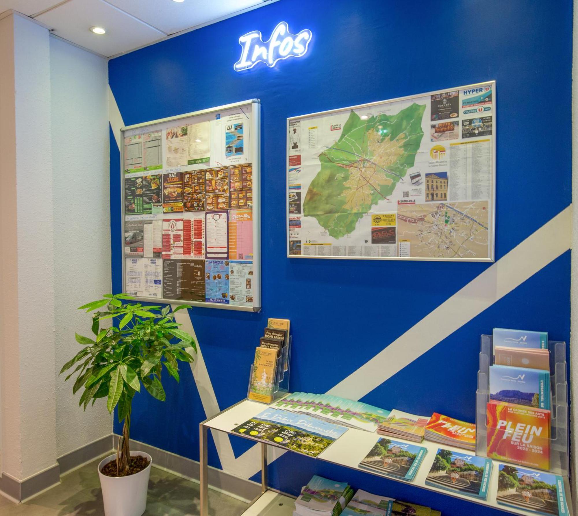 Ibis Budget Saint-Maximin Екстериор снимка