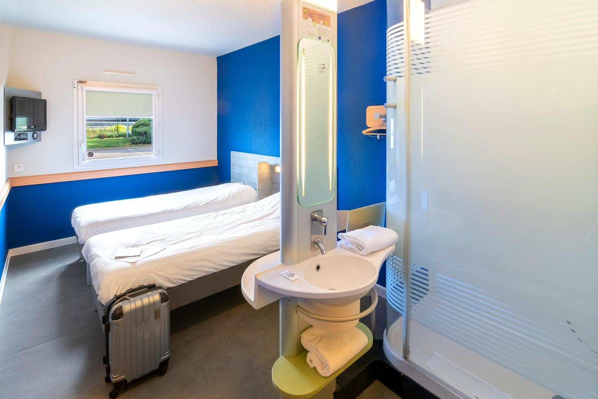 Ibis Budget Saint-Maximin Екстериор снимка