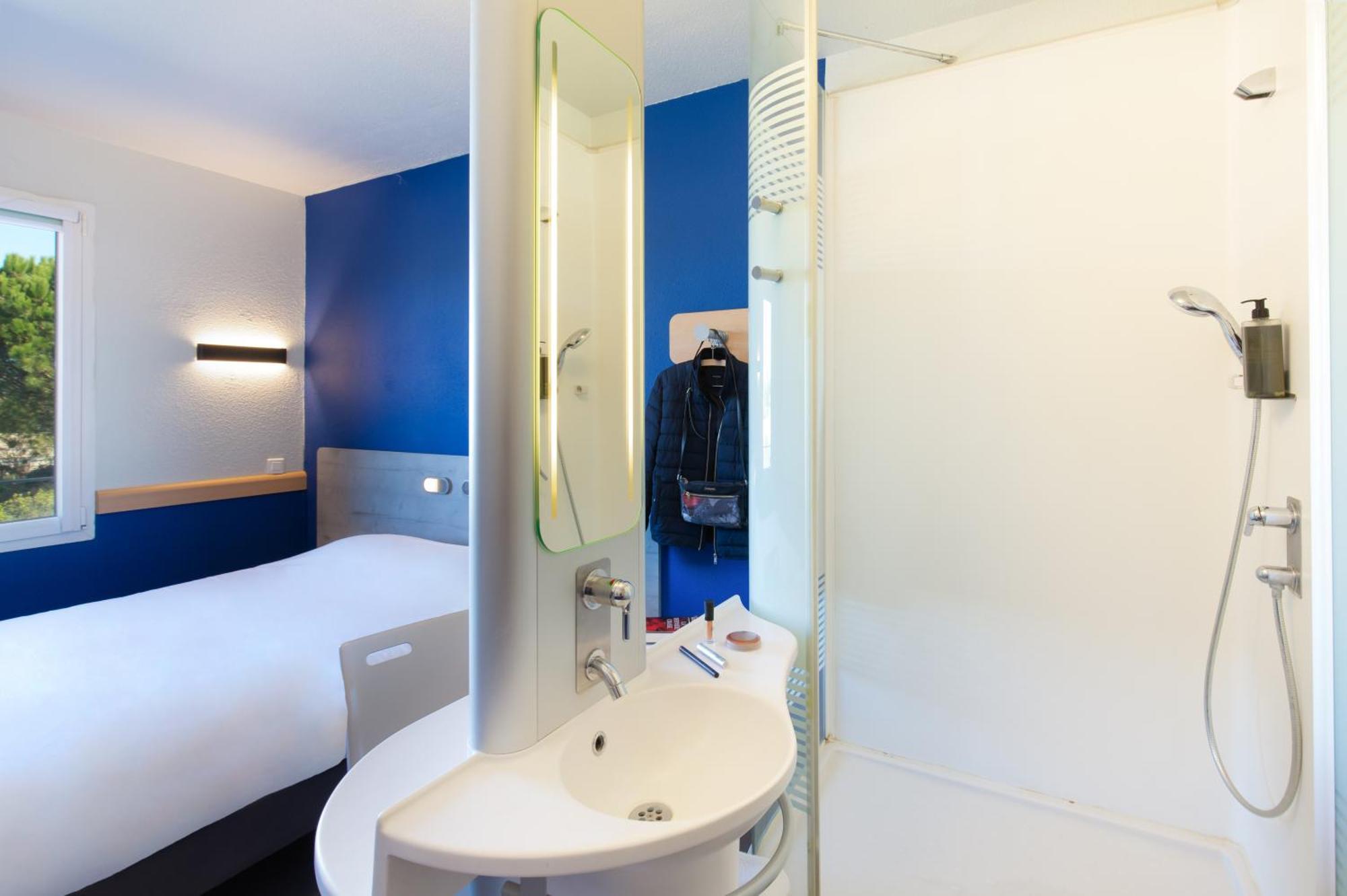 Ibis Budget Saint-Maximin Екстериор снимка